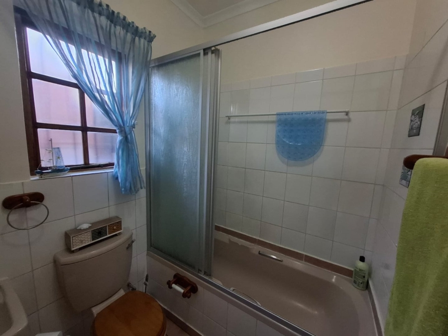 2 Bedroom Property for Sale in Pellissier Free State